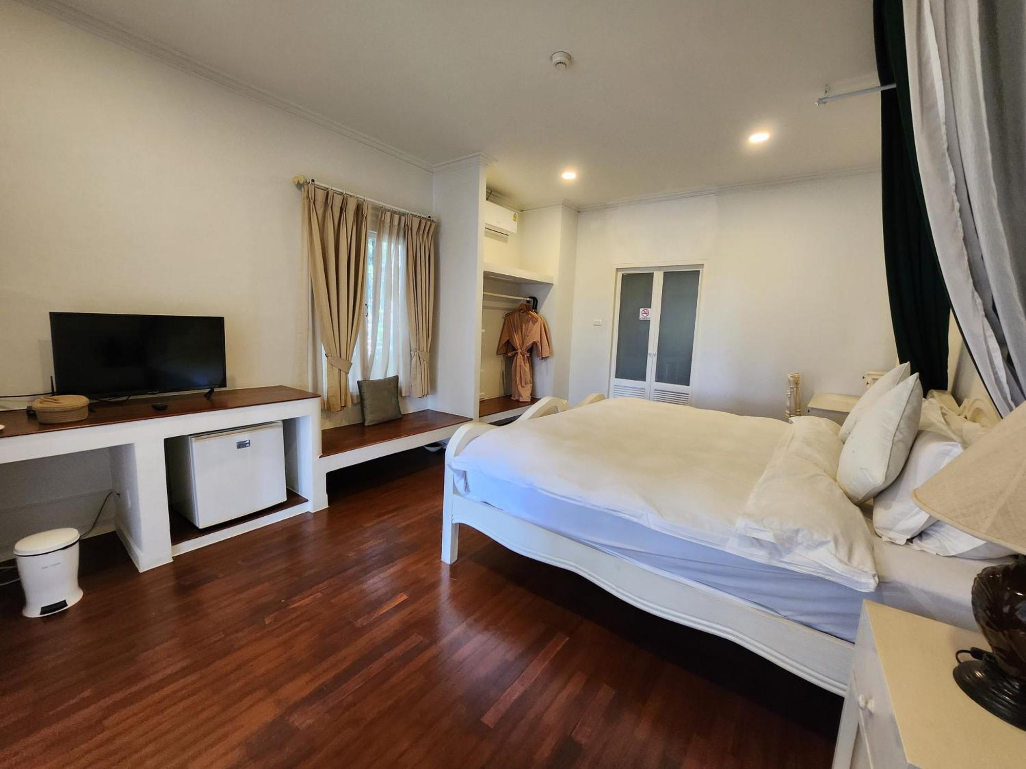 Rosario Oasis Resort Sha Plus Chiang Mai Esterno foto